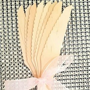 Disposable wooden knives(bulk buy available)